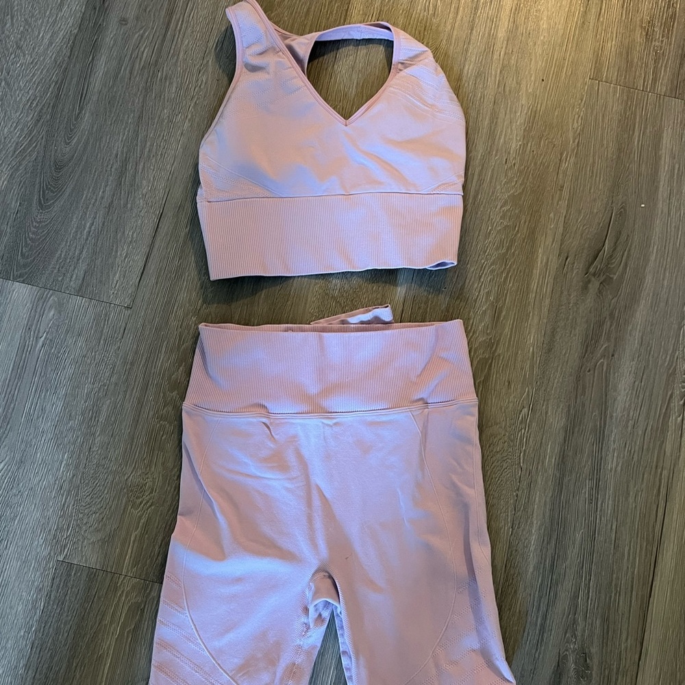 Victoria’s Secret Pink set